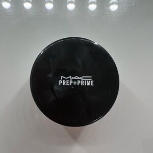 Mac prep and prime translucent powder